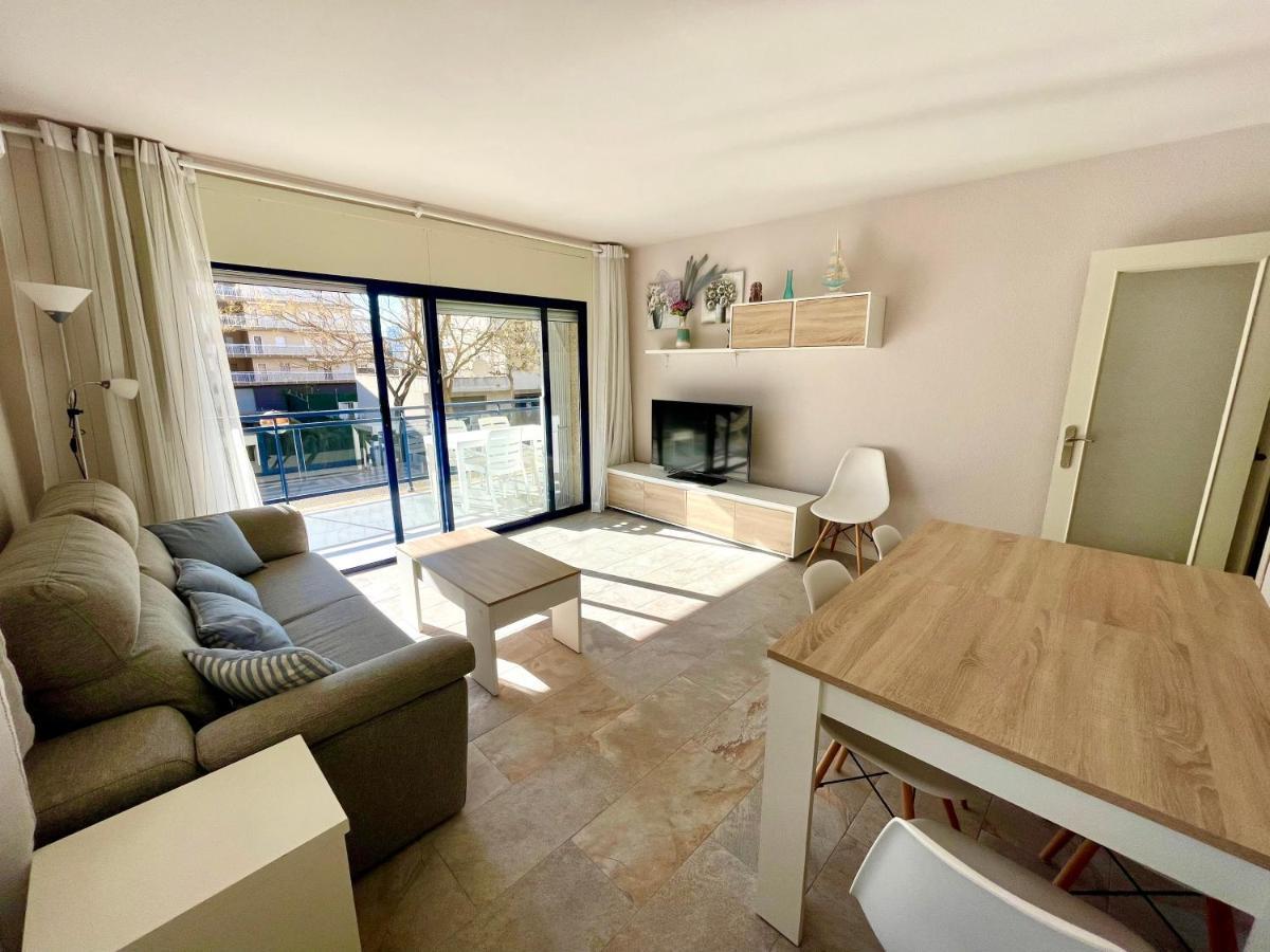 Maria Voramar Apartment Cambrils Bagian luar foto