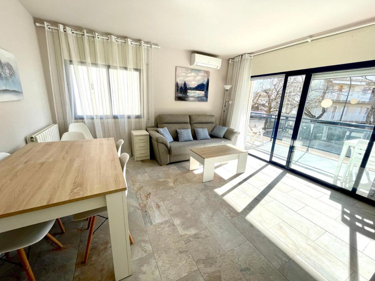 Maria Voramar Apartment Cambrils Bagian luar foto